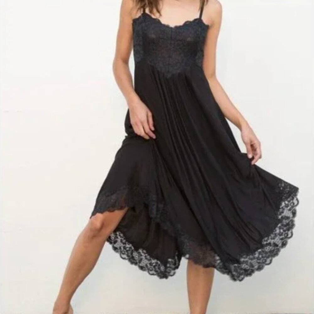NWT- Evelyn Reversible Dress